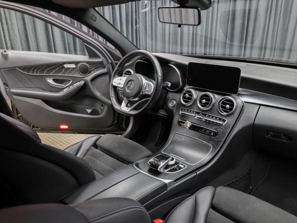 Mercedes-Benz C-Класс IV (W205) Рестайлинг с пробегом 2018 года, цена 3 498 000 рублей, 49182 км, седан, Автокод Объявления