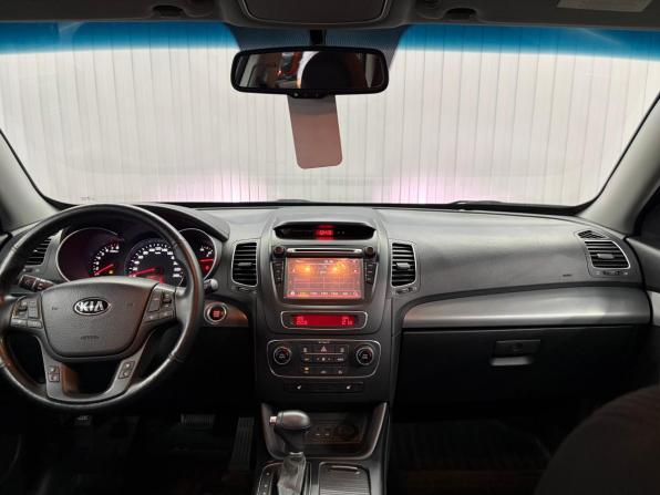 Kia Sorento II Рестайлинг с пробегом 2015 года, цена 1 897 000 рублей, 104458 км, внедорожник, Автокод Объявления