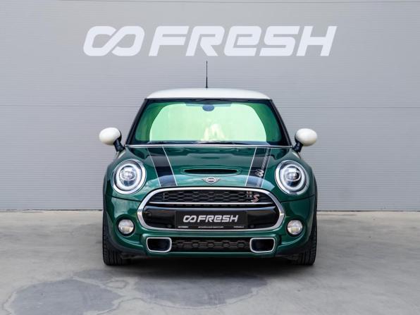 Mini Hatch III (F55/F56) Рестайлинг с пробегом 2019 года, цена 2 645 000 рублей, 112551 км, хэтчбек, Автокод Объявления