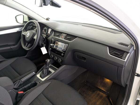 Skoda Octavia III (A7) Рестайлинг с пробегом 2019 года, цена 1 790 000 рублей, 94440 км, лифтбек, Автокод Объявления