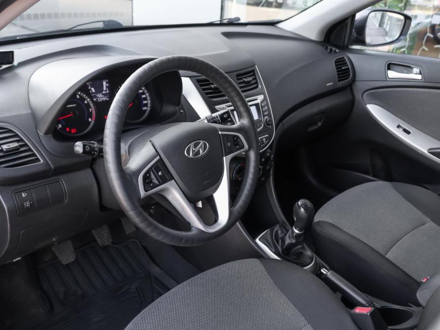 Hyundai Solaris I Москва  - изображение 16