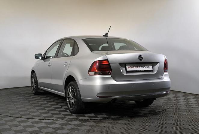 Volkswagen Polo V Рестайлинг с пробегом 2017 года, цена 1 145 000 рублей, 114945 км, седан, Автокод Объявления