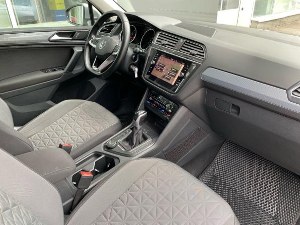 Volkswagen Tiguan II Рестайлинг с пробегом 2020 года, цена 3 099 000 рублей, 123038 км, внедорожник, Автокод Объявления