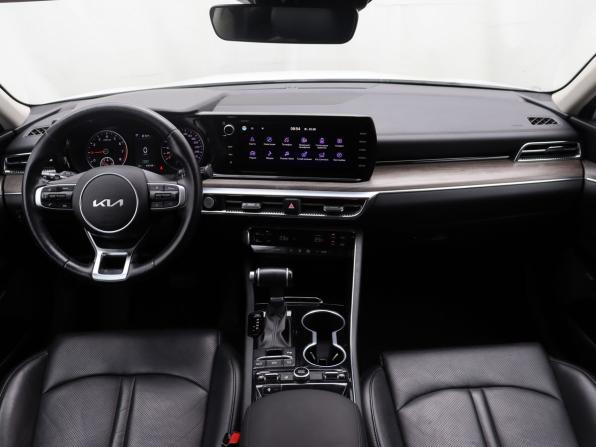 Kia K5 III с пробегом 2021 года, цена 2 800 000 рублей, 64000 км, седан, Автокод Объявления