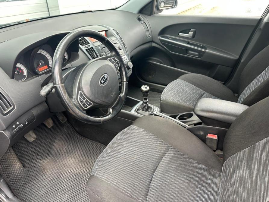 Kia Ceed I Москва  - изображение 13