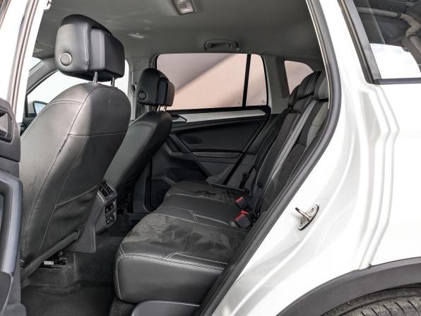 Volkswagen Tiguan II Рестайлинг с пробегом 2021 года, цена 2 545 000 рублей, 79435 км, внедорожник, Автокод Объявления