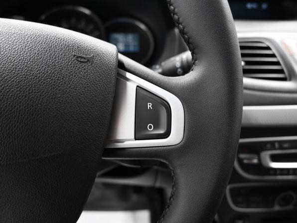 Renault Megane III с пробегом 2011 года, цена 850 000 рублей, 115279 км, хэтчбек, Автокод Объявления