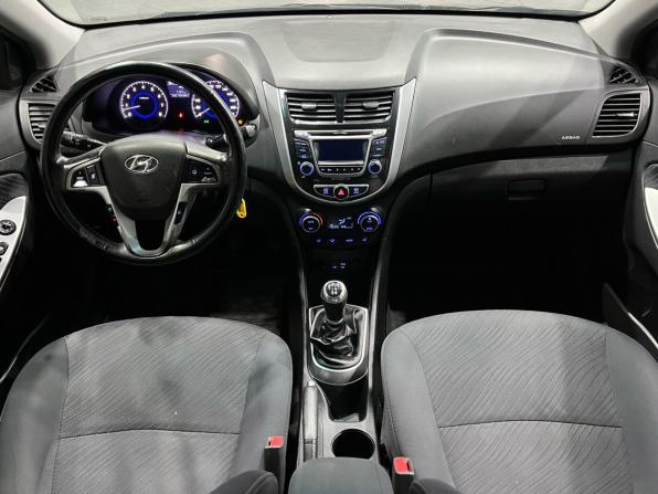 Hyundai Solaris I Рестайлинг с пробегом 2016 года, цена 570 000 рублей, 192183 км, седан, Автокод Объявления