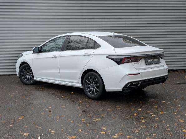 Omoda S5 с пробегом 2024 года, цена 1 550 000 рублей, 20123 км, седан, Автокод Объявления