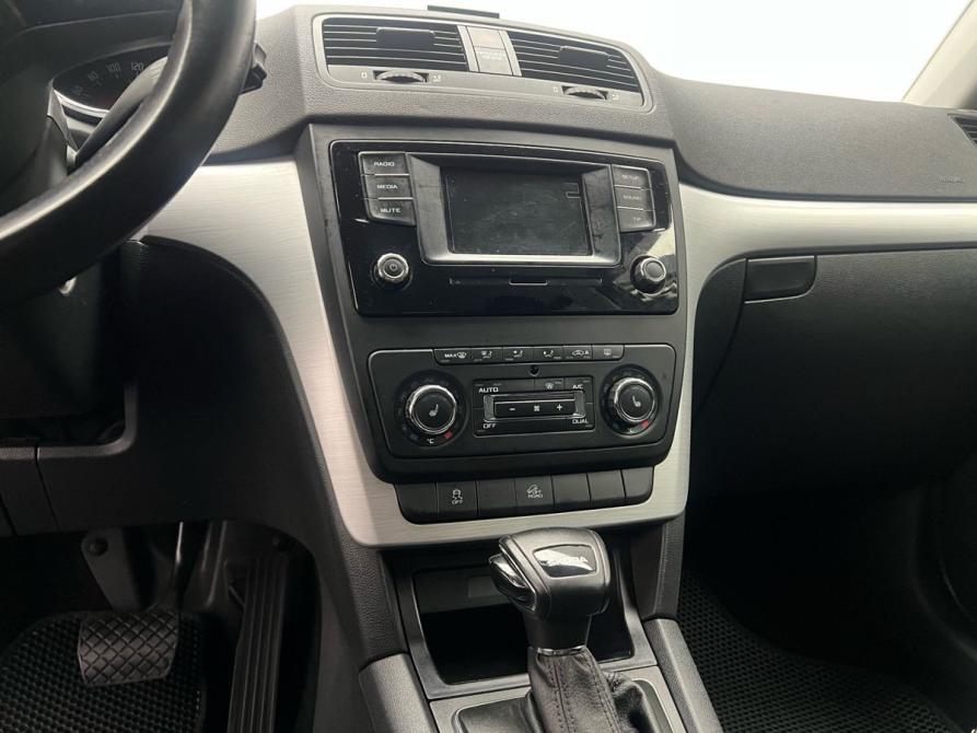 Skoda Yeti I Рестайлинг Мурманск  - изображение 16