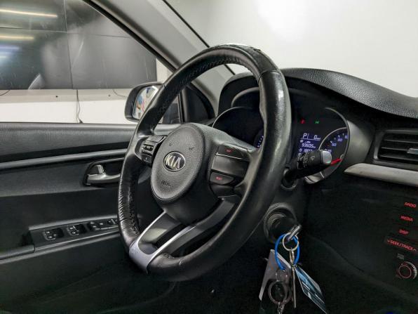 Kia Rio IV с пробегом 2019 года, цена 1 250 000 рублей, 196839 км, седан, Автокод Объявления