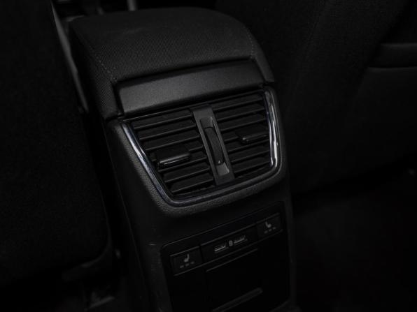 Skoda Octavia III (A7) Рестайлинг с пробегом 2019 года, цена 1 730 000 рублей, 138534 км, лифтбек, Автокод Объявления