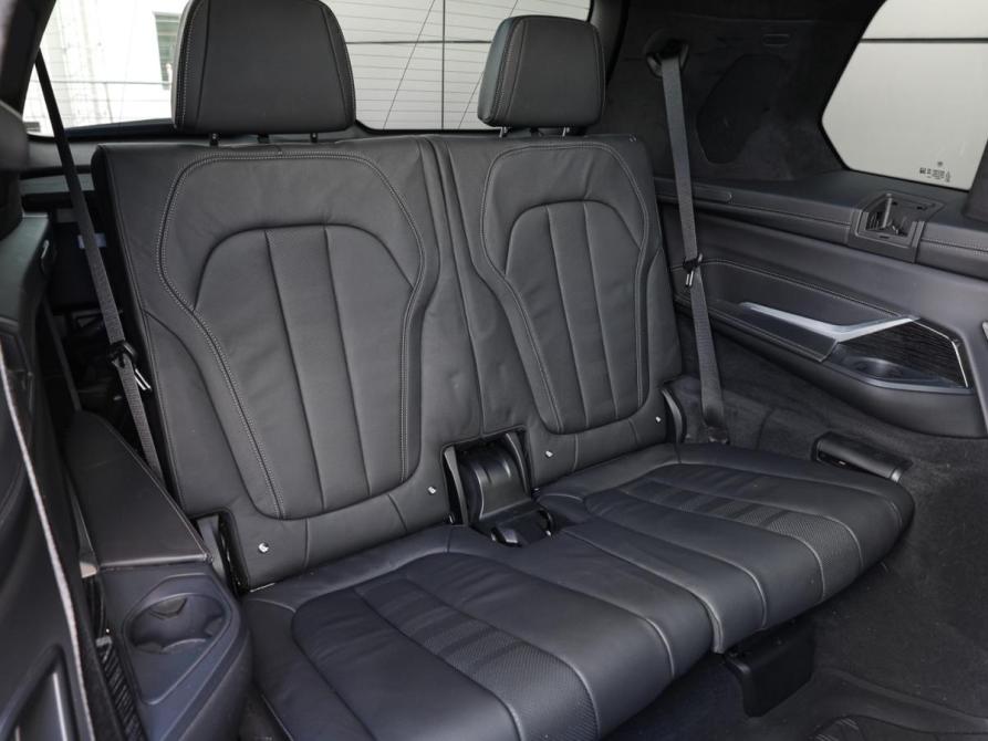 BMW X7 I (G07) Москва  - изображение 16