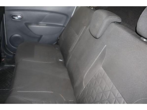 Renault Sandero II с пробегом 2017 года, цена 810 000 рублей, 175409 км, хэтчбек, Автокод Объявления