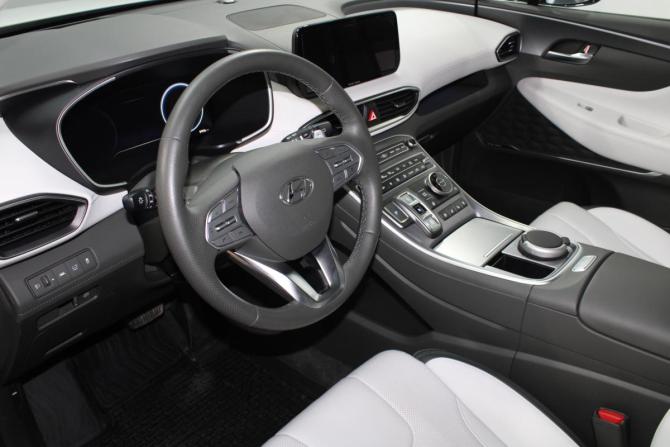 Hyundai Santa Fe IV Рестайлинг с пробегом 2021 года, цена 4 700 000 рублей, 10000 км, внедорожник, Автокод Объявления