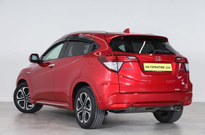 Honda Vezel I с пробегом 2017 года, цена 1 669 000 рублей, 113205 км, внедорожник, Автокод Объявления