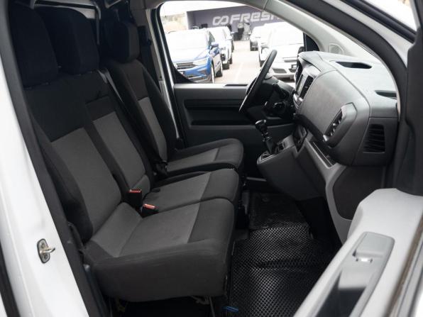 Opel Vivaro C с пробегом 2022 года, цена 2 630 000 рублей, 47723 км, фургон, Автокод Объявления