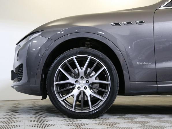 Maserati Levante I с пробегом 2018 года, цена 5 650 000 рублей, 46354 км, внедорожник, Автокод Объявления