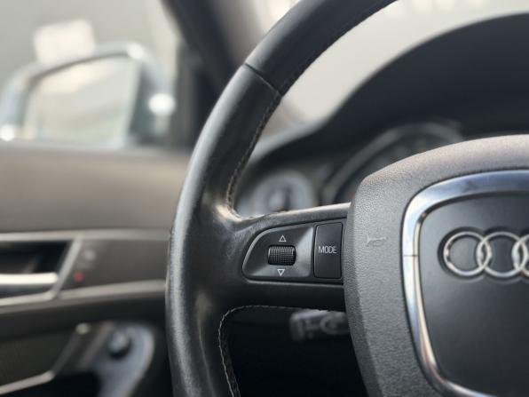 Audi S6 III (C6) с пробегом 2006 года, цена 1 199 000 рублей, 170121 км, седан, Автокод Объявления