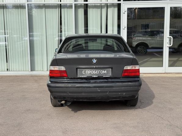 BMW 3 серии III (E36) с пробегом 1992 года, цена 285 000 рублей, 368641 км, седан, Автокод Объявления