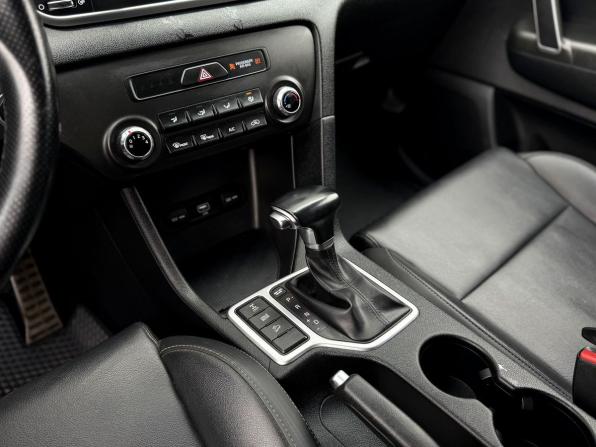 Kia Sportage IV Рестайлинг с пробегом 2020 года, цена 1 798 000 рублей, 150723 км, внедорожник, Автокод Объявления