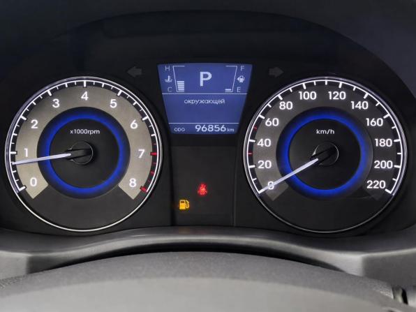 Hyundai Solaris I с пробегом 2013 года, цена 957 000 рублей, 96856 км, хэтчбек, Автокод Объявления