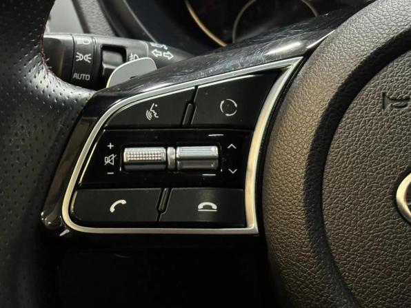 Kia Optima IV Рестайлинг с пробегом 2018 года, цена 1 997 000 рублей, 81000 км, седан, Автокод Объявления
