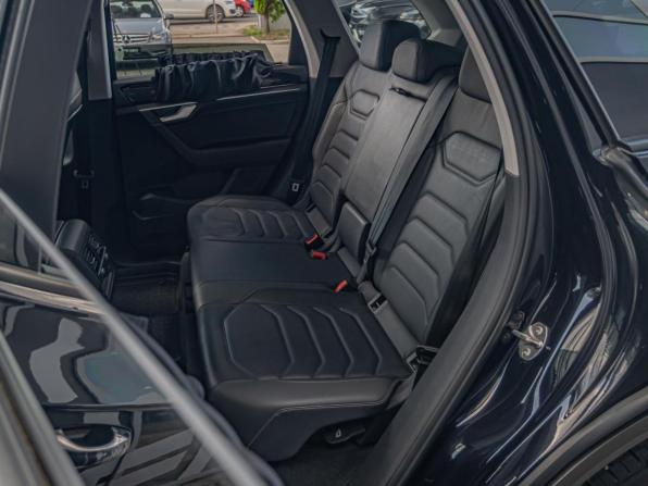 Volkswagen Touareg III с пробегом 2018 года, цена 4 110 000 рублей, 129288 км, внедорожник, Автокод Объявления