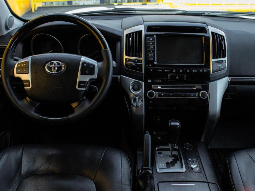 Toyota Land Cruiser 200 Series Рестайлинг 1 Москва  - изображение 10