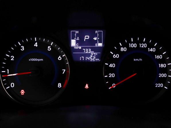 Hyundai Solaris I Рестайлинг с пробегом 2015 года, цена 1 050 000 рублей, 171451 км, седан, Автокод Объявления