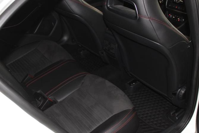 Mercedes-Benz A-Класс III (W176) с пробегом 2015 года, цена 1 438 000 рублей, 122000 км, хэтчбек, Автокод Объявления