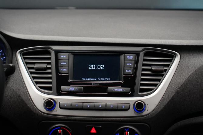 Hyundai Solaris II с пробегом 2017 года, цена 1 270 000 рублей, 149500 км, седан, Автокод Объявления
