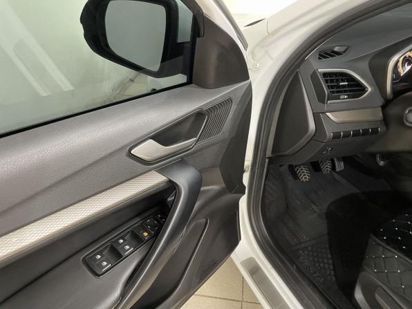 Lada (ВАЗ) Vesta I Рестайлинг (NG) с пробегом 2023 года, цена 1 250 000 рублей, 28019 км, седан, Автокод Объявления