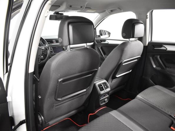 Volkswagen Tiguan II с пробегом 2018 года, цена 2 098 900 рублей, 133360 км, внедорожник, Автокод Объявления
