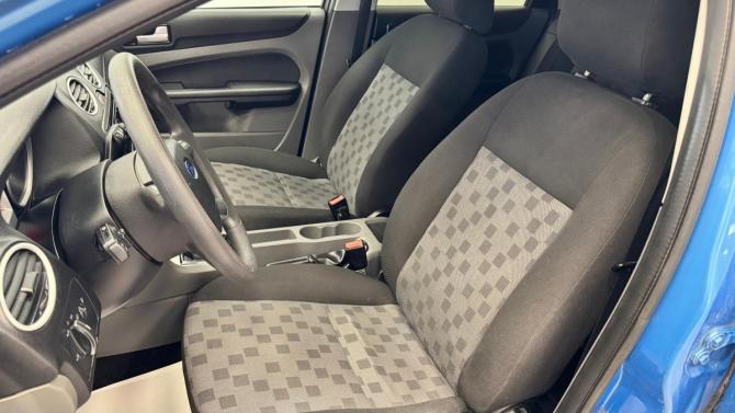 Ford Focus II Рестайлинг с пробегом 2008 года, цена 370 000 рублей, 230000 км, хэтчбек, Автокод Объявления