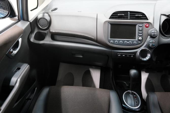 Honda Fit Shuttle I с пробегом 2012 года, цена 1 229 000 рублей, 110450 км, универсал, Автокод Объявления