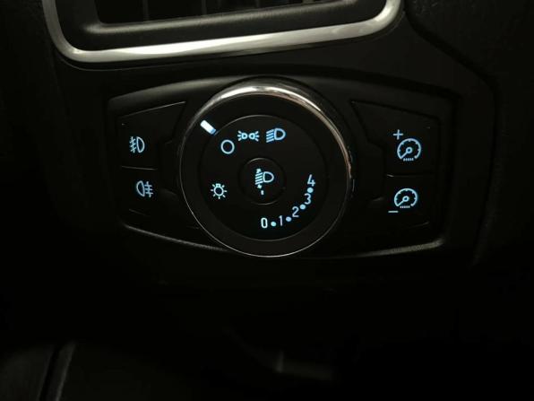 Ford Focus III с пробегом 2011 года, цена 575 000 рублей, 288884 км, седан, Автокод Объявления