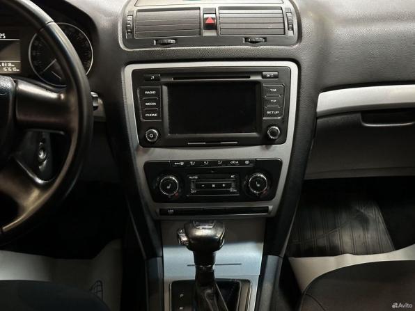 Skoda Octavia II (A5) Рестайлинг с пробегом 2013 года, цена 1 035 000 рублей, 167610 км, лифтбек, Автокод Объявления