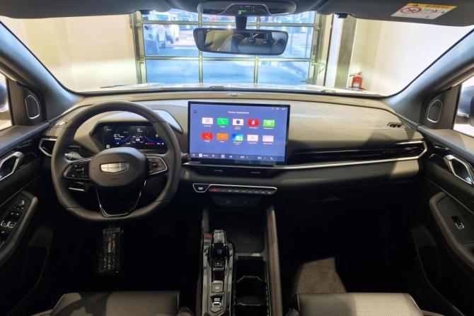 Новый Geely Coolray I Рестайлинг 2 2026 года, цена 2 674 990 рублей, внедорожник, Автокод Объявления