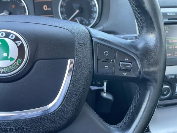 Skoda Octavia II (A5) Рестайлинг с пробегом 2012 года, цена 749 000 рублей, 227500 км, универсал, Автокод Объявления
