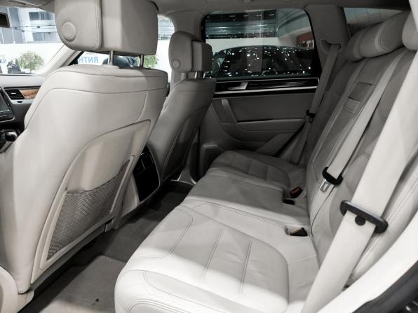 Volkswagen Touareg II с пробегом 2010 года, цена 1 799 000 рублей, 253078 км, внедорожник, Автокод Объявления