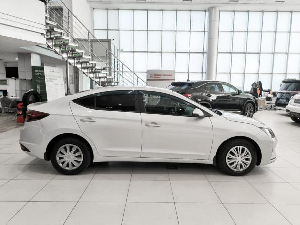 Hyundai Elantra VI (AD) с пробегом 2019 года, цена 1 439 000 рублей, 159141 км, седан, Автокод Объявления