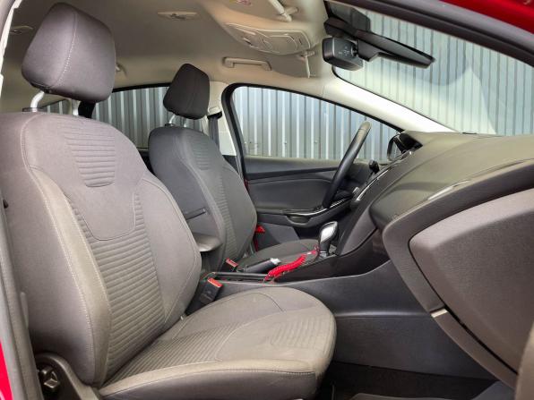 Ford Focus III Рестайлинг с пробегом 2018 года, цена 1 334 000 рублей, 76072 км, хэтчбек, Автокод Объявления