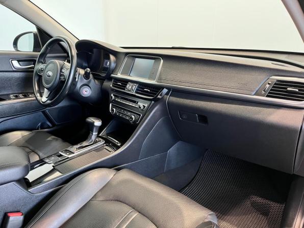 Kia Optima IV с пробегом 2018 года, цена 1 699 000 рублей, 195156 км, седан, Автокод Объявления