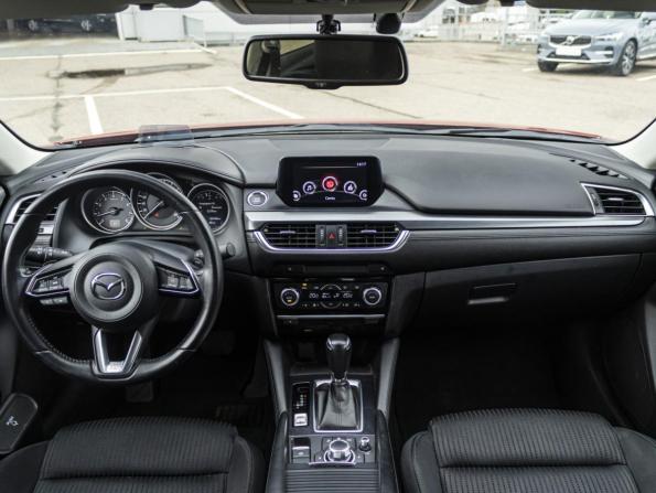 Mazda 6 III (GJ) Рестайлинг с пробегом 2018 года, цена 1 900 000 рублей, 130000 км, седан, Автокод Объявления