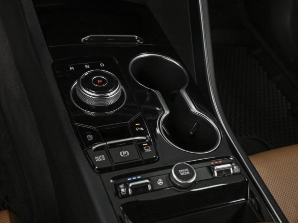 Kia K5 III с пробегом 2020 года, цена 2 340 000 рублей, 155732 км, седан, Автокод Объявления