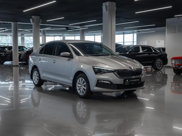 Skoda Rapid II с пробегом 2022 года, цена 1 980 000 рублей, 77535 км, лифтбек, Автокод Объявления