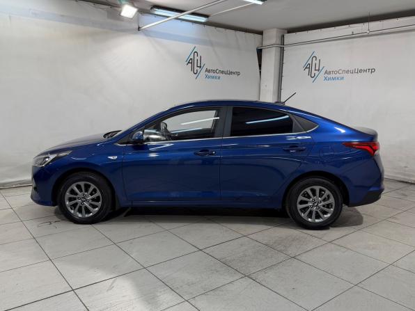 Hyundai Solaris II Рестайлинг с пробегом 2022 года, цена 1 749 800 рублей, 51000 км, седан, Автокод Объявления