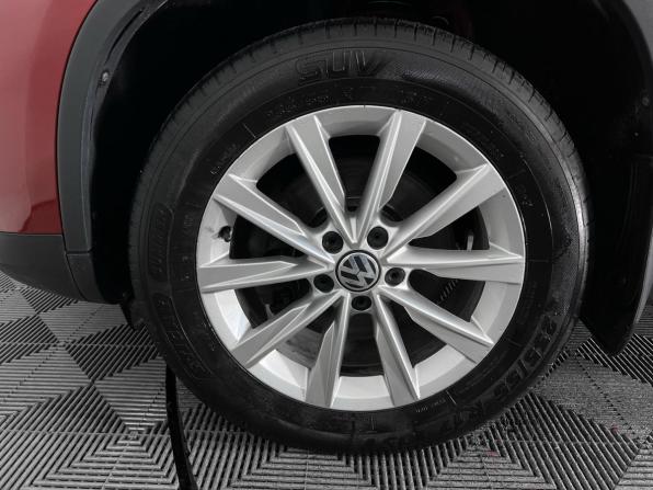 Volkswagen Tiguan I Рестайлинг с пробегом 2014 года, цена 1 385 000 рублей, 117868 км, внедорожник, Автокод Объявления