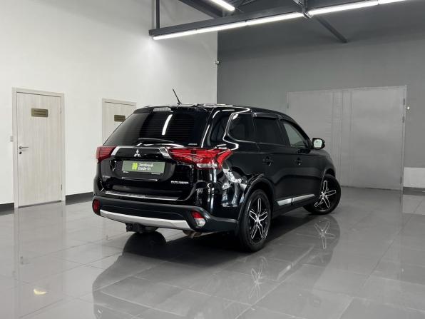 Mitsubishi Outlander III Рестайлинг 2 с пробегом 2016 года, цена 1 450 000 рублей, 231442 км, внедорожник, Автокод Объявления